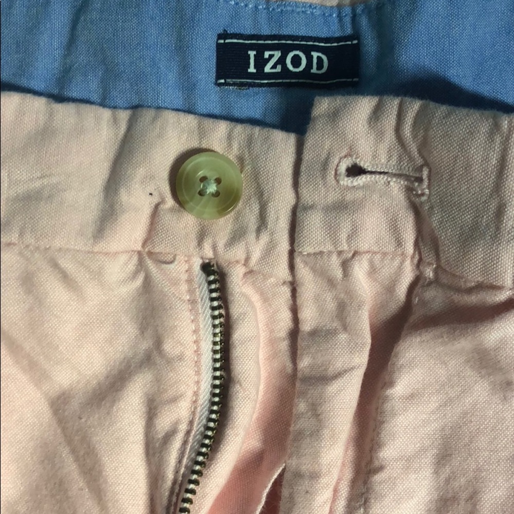 light pink Izod shorts men’s size 34